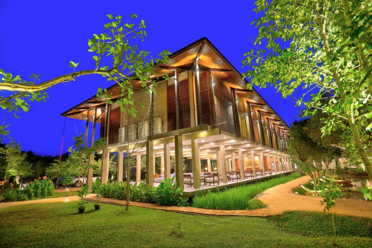 Tropical Life Resort And Spa ดัมบูลลา ภายนอก รูปภาพ