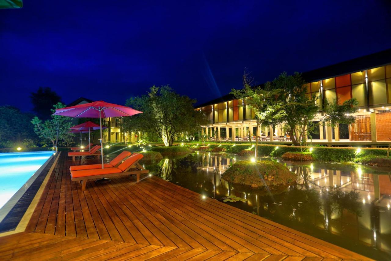 Tropical Life Resort And Spa ดัมบูลลา ภายนอก รูปภาพ